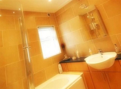 The Roods B&B Инвекийтинг Екстериор снимка